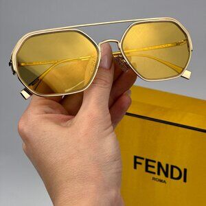 Fendi FE40039U 10L BRAND NEW Sunglasses Gold Yellow Mirror Unisex Geometric